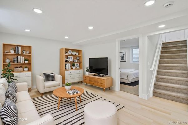 Bedroom, Interior, Living room, Recessed Lighting, Wood Texture Flooring