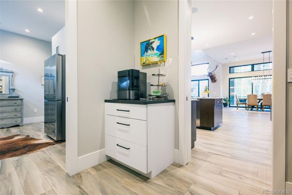 Dining room, Interior, Kitchen, Pendant Lights, Recessed Lighting, Wood Texture Flooring