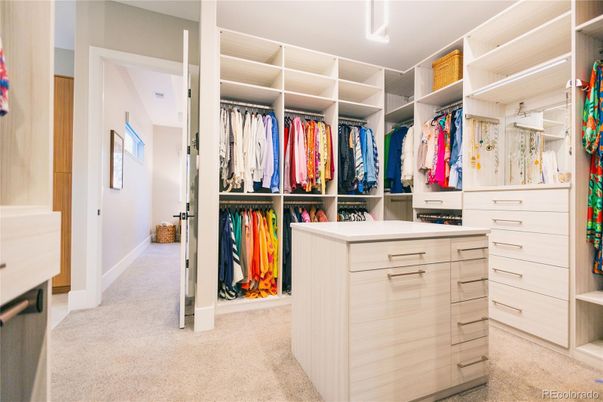 Interior, Walk-in Closets