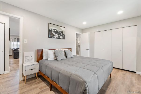 Bedroom, Interior, Recessed Lighting, Wood Texture Flooring