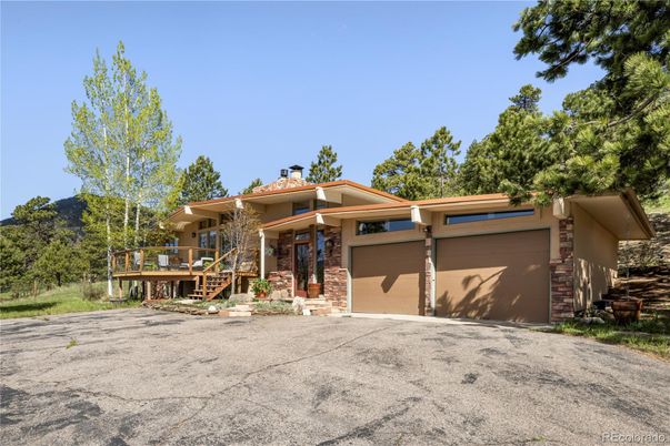 Attached, Exterior, Facade, Modern
