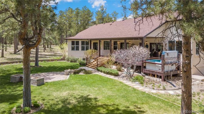 Backyard, Exterior, Hot Tub