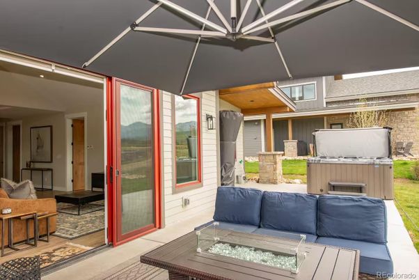 Exterior, Hot Tub