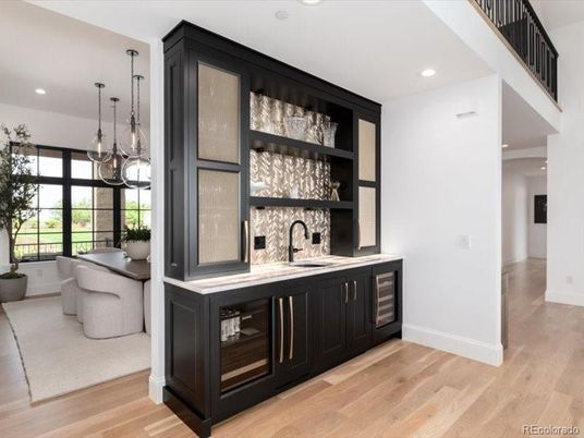 Interior, Pendant Lights, Recessed Lighting, Wood Texture Flooring
