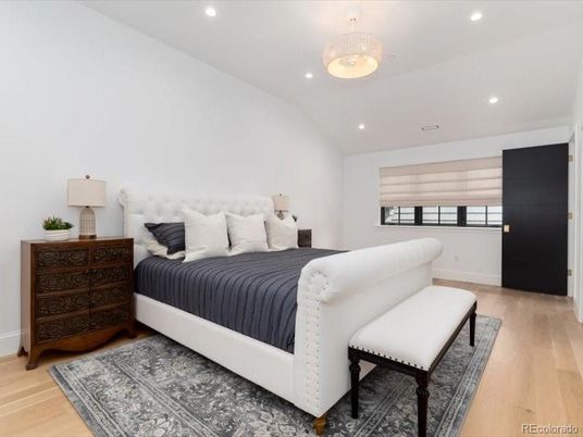 Bedroom, Interior, Pendant Lights, Recessed Lighting, Wood Texture Flooring
