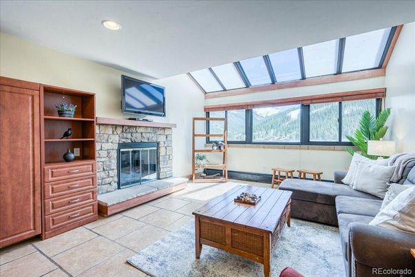 Fireplace, Interior, Living room, Recessed Lighting