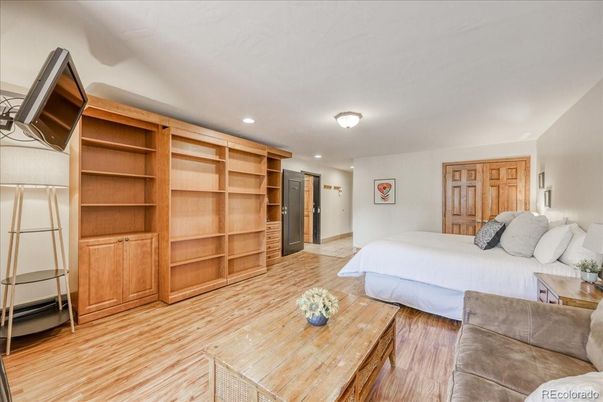 Bedroom, Interior, Living room, Recessed Lighting, Wood Texture Flooring