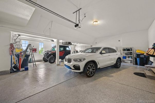 Garage, Interior