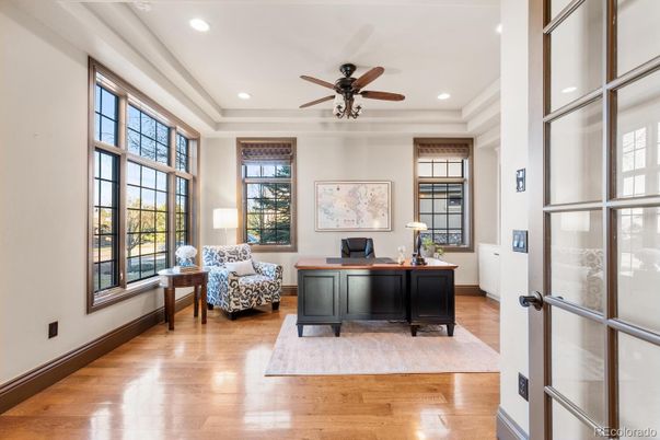 Home Office, Interior, Recessed Lighting, Wood Texture Flooring
