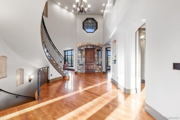 Chandelier, Interior, Recessed Lighting, Wood Texture Flooring