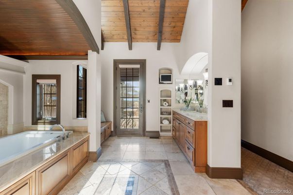 Bathroom, Interior, Wooden Beams, Wooden Ceilings