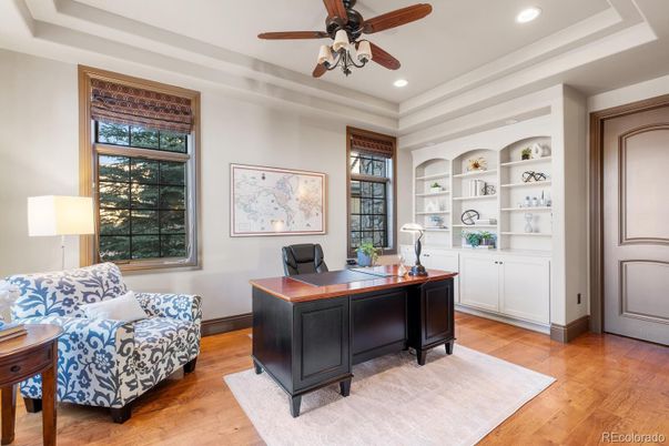 Home Office, Interior, Recessed Lighting, Wood Texture Flooring