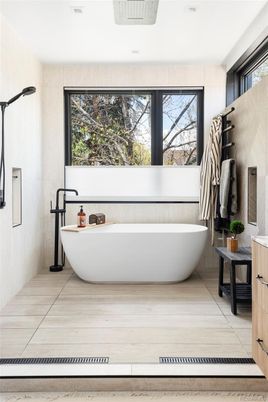 Bathroom, Free Standing Baths, Interior
