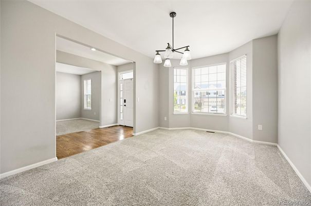 Empty room, Interior, Pendant Lights, Wood Texture Flooring