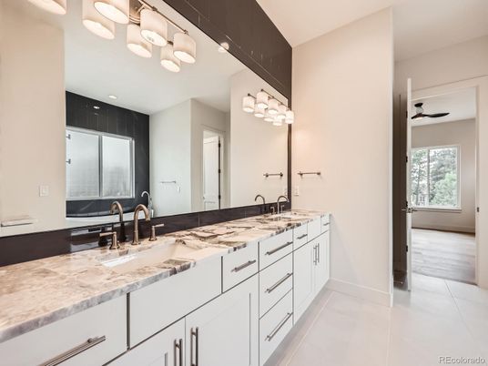 Bathroom, Dual Sink Vanities, Interior