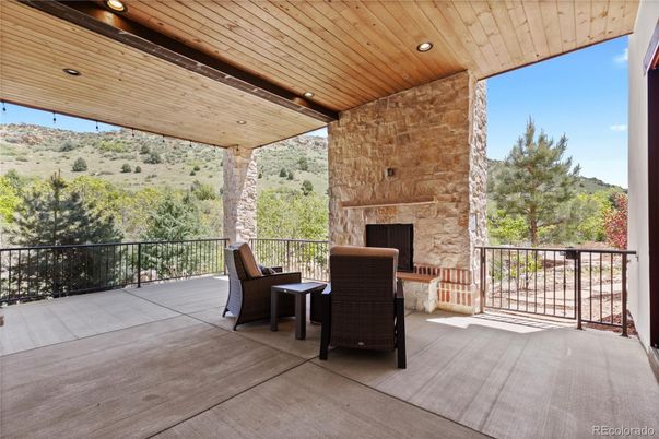Exterior, Fireplace