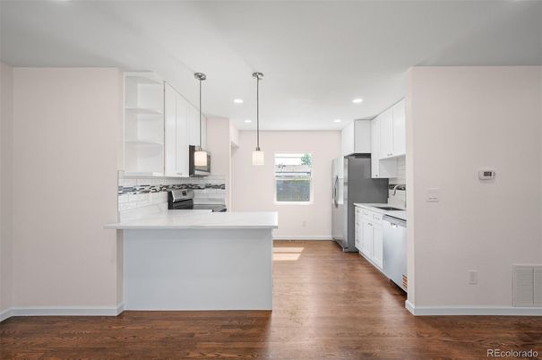 Interior, Kitchen, Pendant Lights, Recessed Lighting, Wood Texture Flooring