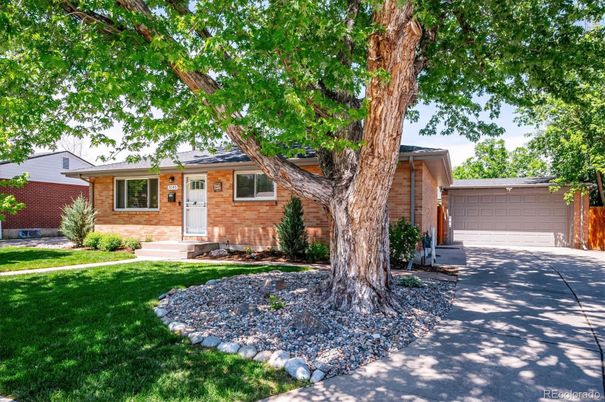 Detached Garage, Exterior, Facade, Brick Facade, Ranch