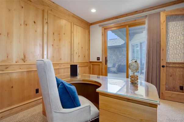 Home Office, Interior, Recessed Lighting, Wooden Walls