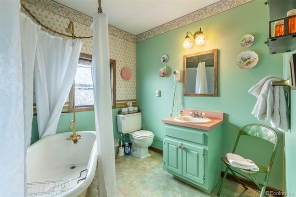 Bathroom, Interior