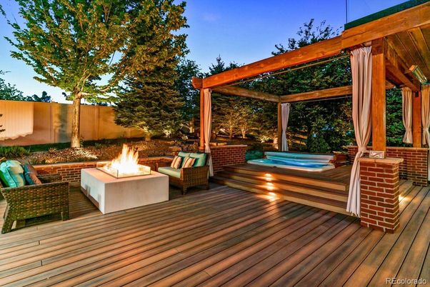 Exterior, Hot Tub