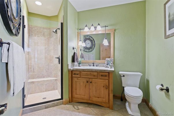 Bathroom, Interior, Recessed Lighting