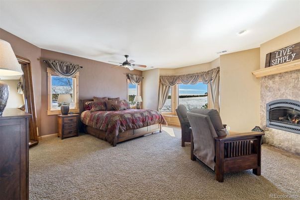 Bedroom, Fireplace, Interior, Recessed Lighting, Water