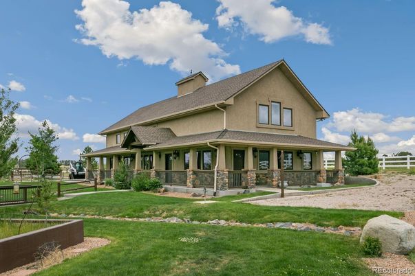 Backyard, Exterior, Facade, Farmhouse