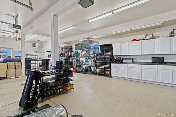 Garage, Interior