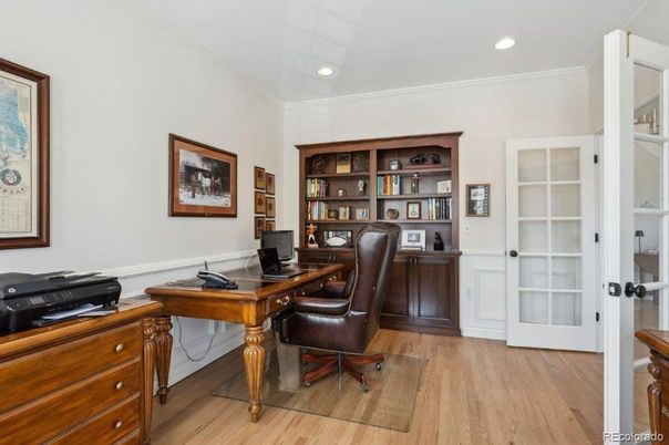 Home Office, Interior, Recessed Lighting, Wood Texture Flooring