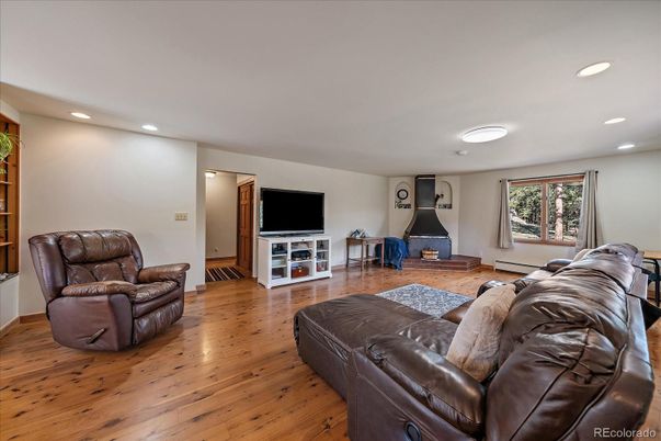 Interior, Living room, Recessed Lighting, Wood Texture Flooring