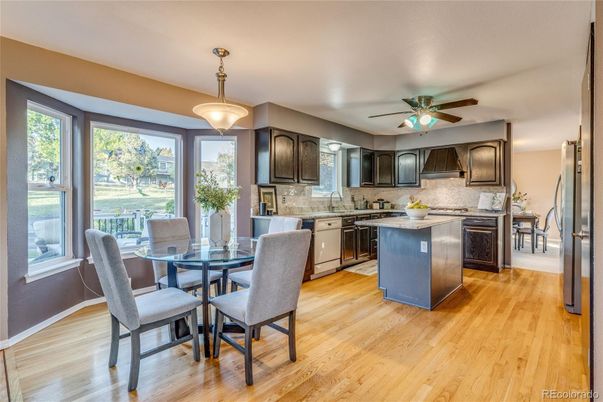 Dining room, Interior, Kitchen, Pendant Lights, Wood Texture Flooring