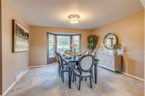 Dining room, Interior