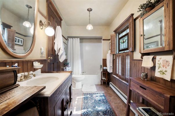 Bathroom, Dual Sink Vanities, Interior, Pendant Lights