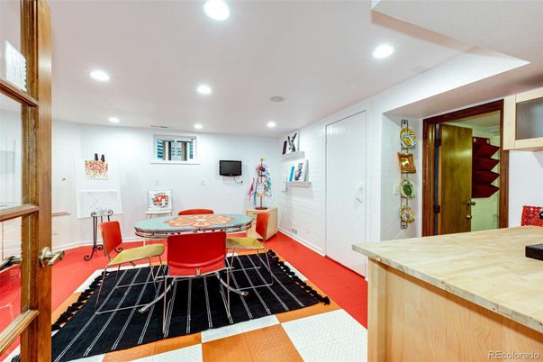 Dining room, Interior, Recessed Lighting