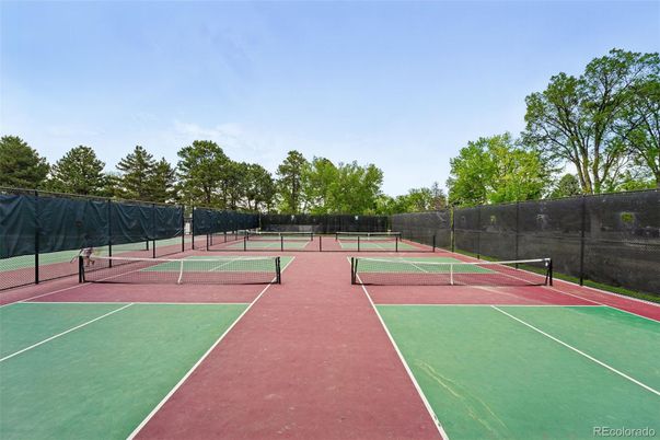 Exterior, Tennis Courts