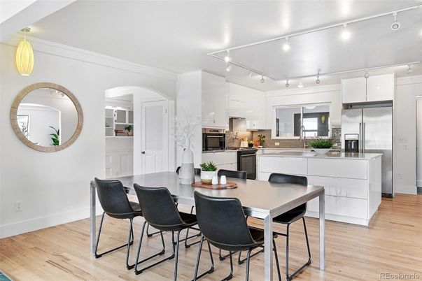 Dining room, Interior, Kitchen, Stainless Steel Appliances, Wood Texture Flooring