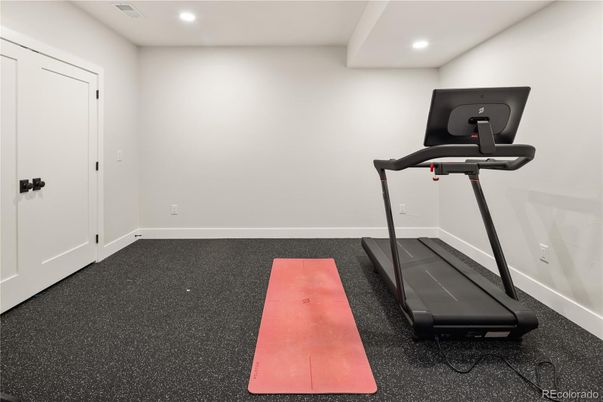 Fitness Equipment, Interior, Recessed Lighting