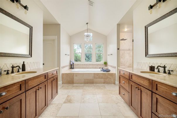 Bathroom, Dual Sink Vanities, Interior