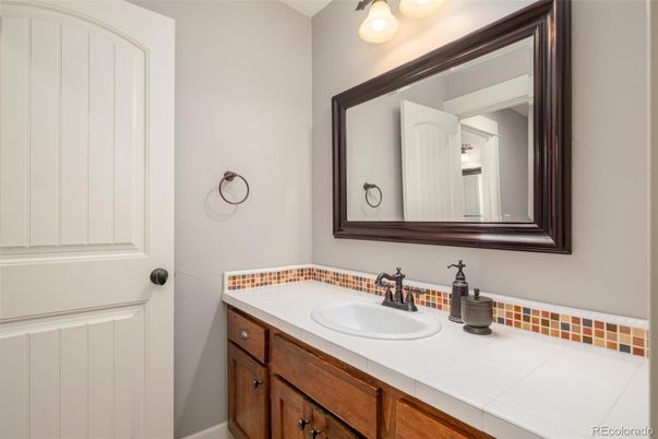 Bathroom, Interior, Tile Countertops