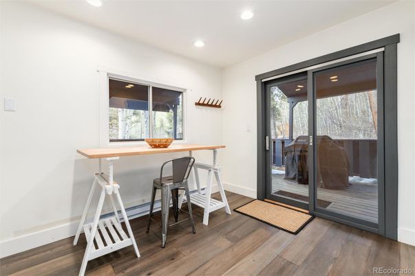 Interior, Recessed Lighting, Wood Texture Flooring
