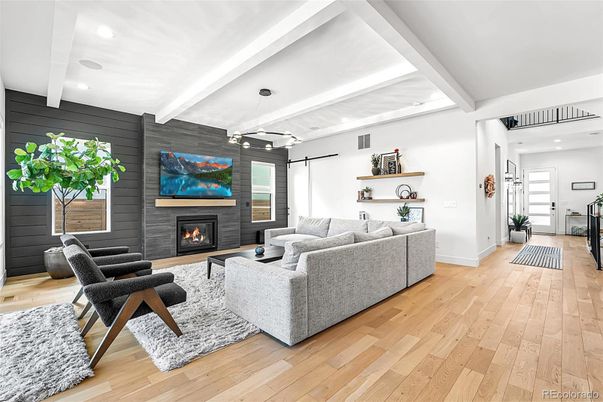 Fireplace, Interior, Living room, Pendant Lights, Recessed Lighting, Wood Texture Flooring