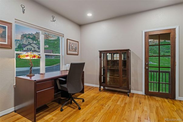 Home Office, Interior, Recessed Lighting, Wood Texture Flooring