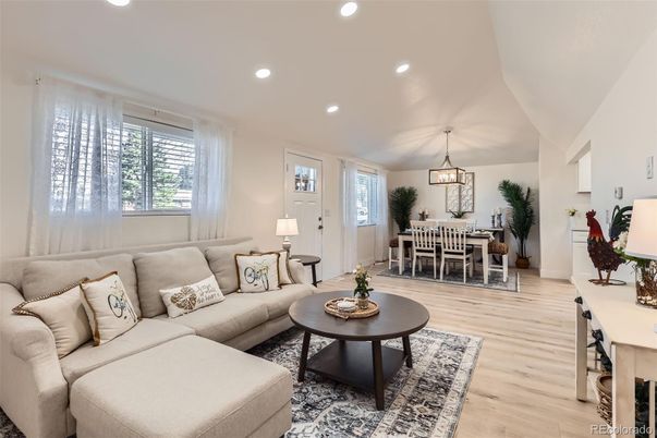 Dining room, Interior, Living room, Pendant Lights, Recessed Lighting, Wood Texture Flooring
