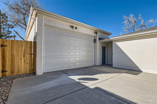 Detached Garage, Exterior