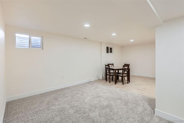 Dining room, Interior, Recessed Lighting