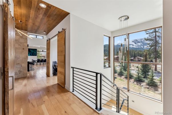 Interior, Pendant Lights, Recessed Lighting, Wooden Ceilings, Wood Texture Flooring