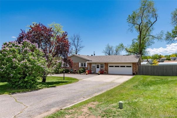 Attached, Exterior, Facade, Brick Facade, Ranch