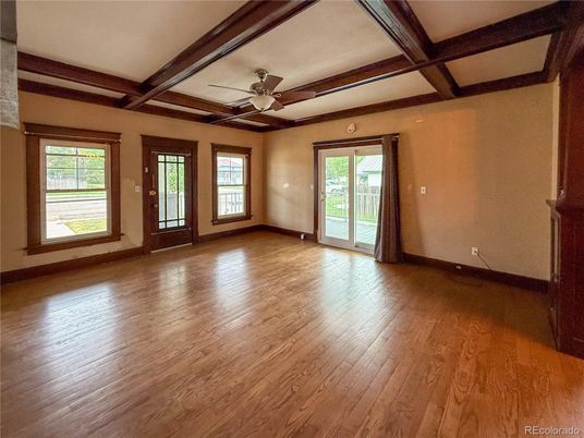 Empty room, Interior, Wooden Beams, Wood Texture Flooring