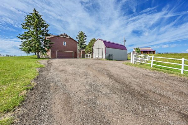 Backyard, Detached Garage, Exterior